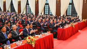 [Foto] Líder partidista vietnamita asiste a primera asamblea partidista de órganos del Comité Central del PCV