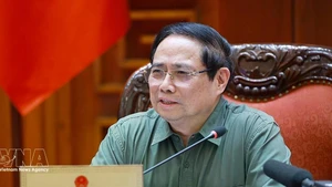 El primer ministro de Vietnam, Pham Minh Chinh, habla en la cita (Fuente: VNA)