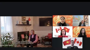 Representantes de asociaciones vietnamitas en Canadá participaron en el programa en línea del Festival de Primavera (Fuente: VNA)