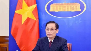 Le Hoai Trung, miembro del Buró Político y ministro de Relaciones Exteriores.