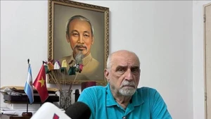 El secretario general del Partido Comunista de Argentina, Jorge Kneneyss (Foto: VNA)