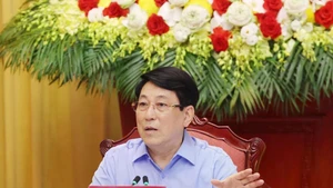 El presidente Luong Cuong interviene en la reunión. (Fuente: VNA) 