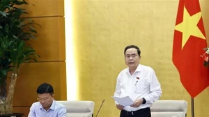 El presidente de la Asamblea Nacional de Vietnam, Tran Thanh Man, interviene en la cita (Foto: VNA) 