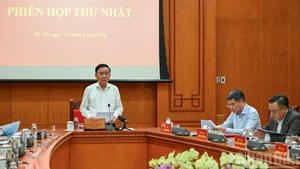 [Foto] Celebran primera sesión del Comité Directivo sobre desarrollo de cultura vietnamita