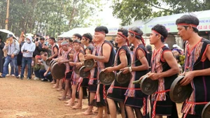 Gia Lai trabaja por difundir valor del Patrimonio del Espacio Cultural de los Gongs 