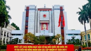 [Foto] Calles de Hanói decoradas en vísperas de elecciones legislativas