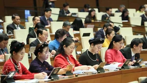 Diputadas en una sesión de la Asamblea Nacional de Vietnam de la XV Legislatura. (Foto: VNA)