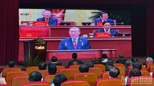 En la sesión. (Foto: Nhan Dan)