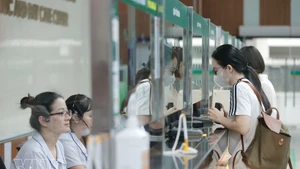 En la recepción de un hospital. (Foto: VNA)