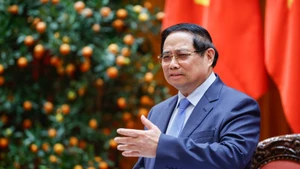 El primer ministro de Vietnam, Pham Minh Chinh, interviene en la reunión. (Foto: VGP)