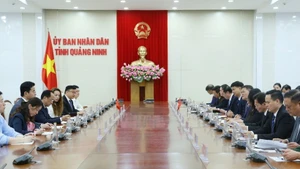 En la reunión. (Foto: baoquangninh.vn)