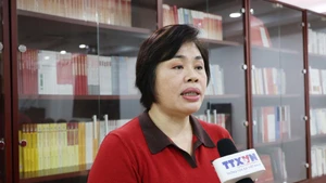La profesora Pan Jin'e, investigadora principal del Instituto de Estudios Marxistas de la Academia de Ciencias Sociales de China. (Foto: VNA)