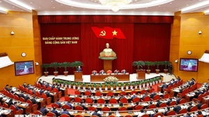 En la sesión inaugural de un pleno del Comité Central del PCV del XIII mandato. (Foto: VNA)