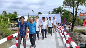 Vista del puente de Ba Ly. (Foto: Nhan Dan)