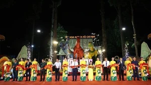 La 46ª edición del Festival de Flores de Primavera de Ciudad Ho Chi Minh fue inaugurada este jueves en el Parque de Tao Dan. (Foto: VNA)