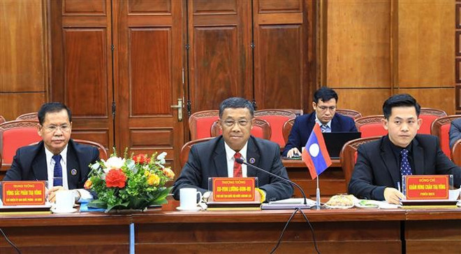 El vicepresidente de la Asamblea Nacional de Laos, coronel general Suvon Luongbunmi, en el evento. (Foto: VNA) El vicepresidente de la Asamblea Nacional de Laos, coronel general Suvon Luongbunmi, en el evento. (Foto: VNA)