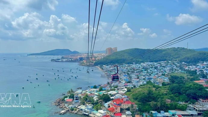 El teleférico de Hon Thom en la zona especial de Phu Quoc, provincia sureña de An Giang (Foto: VNA)