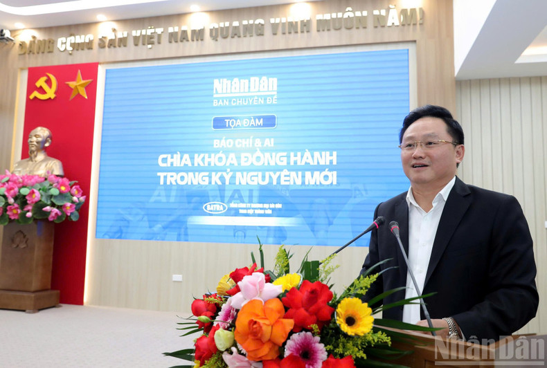 Phan Van Hung, vicepresidente-editor de Nhan Dan.