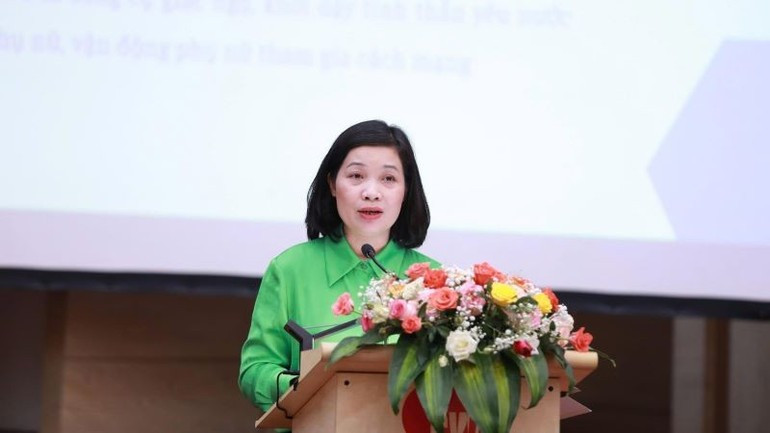 La jefa del Departamento de Comunicación del Comité Central de la Asociación de Mujeres de Vietnam, Nguyen Thi Kim Dung. z6693150164075-778403ea4ea7339dbf5f7c913f76de5f.jpg