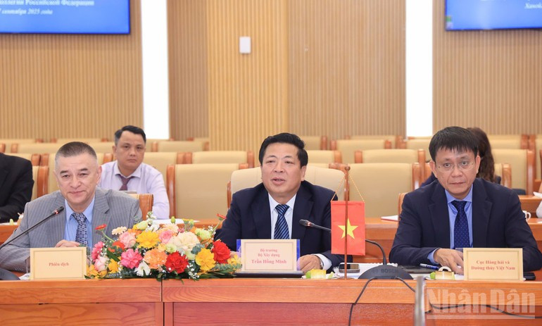 El ministro vietnamitaTran Hong Minh habla en la cita. El ministro vietnamitaTran Hong Minh habla en la cita.