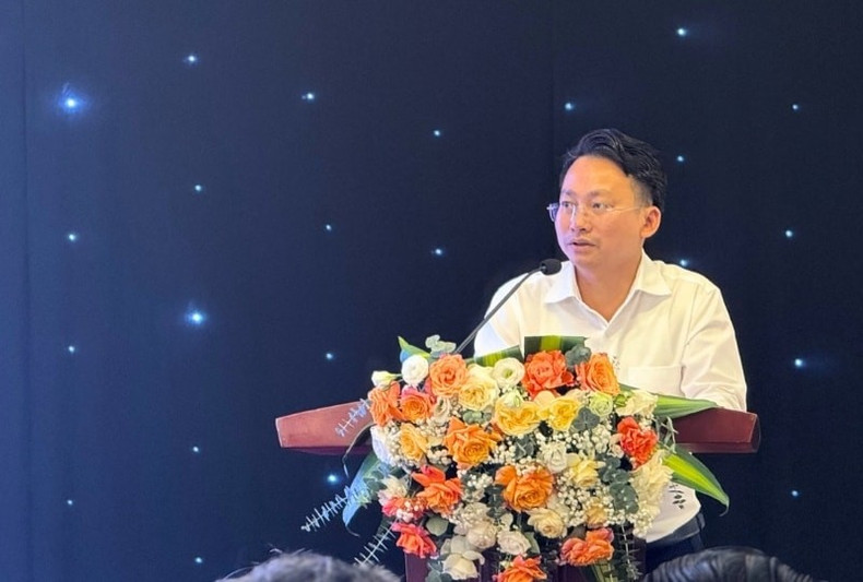 El subdirector del Servicio de Turismo de Hanói, Tran Trung Hieu habla en la cita. hn-1.jpg