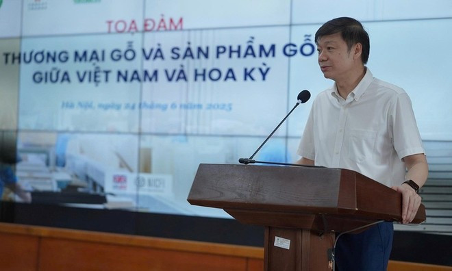 El director del Departamento de Silvicultura y Protección Forestal, Tran Quang Bao, habla en el seminario. (Foto: VNA) El director del Departamento de Silvicultura y Protección Forestal, Tran Quang Bao, habla en el seminario. (Foto: VNA)