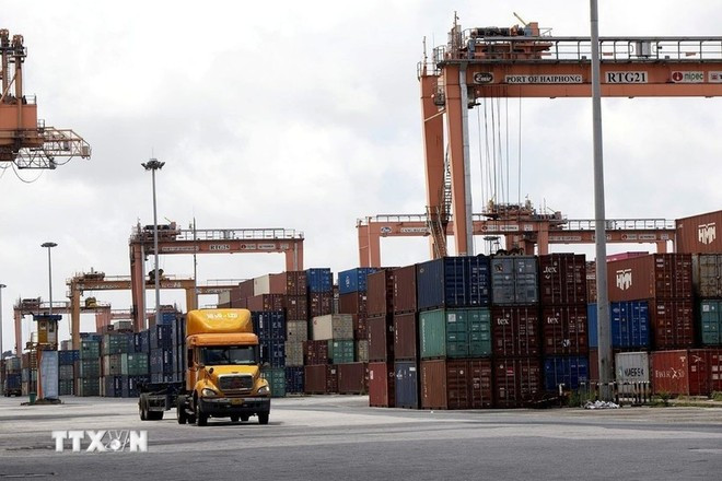En 2024, el comercio bilateral alcanzó un récord de 7,97 mil millones de dólares, un incremento del 12,2 por ciento respecto al año anterior (Fuente: VNA) En 2024, el comercio bilateral alcanzó un récord de 7,97 mil millones de dólares, un incremento del 12,2 por ciento respecto al año anterior (Fuente: VNA)