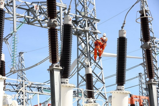 Reparación y mantenimiento de equipos eléctricos (Foto: EVN)