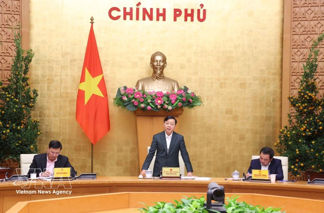 El viceprimer ministro de Vietnam Tran Hong Ha, jefe del Comité Directivo Nacional para la lucha contra la pesca ilegal, no declarada y no reglamentada (INDNR), preside la 31ª reunión del Comité. (Foto: VNA)