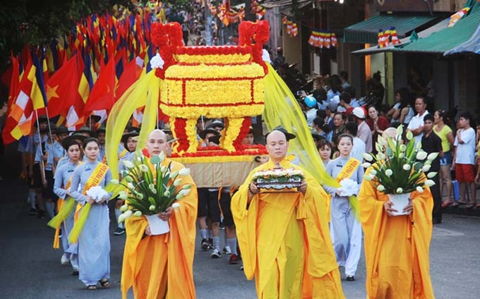 Ceremonia del Día de Vesak en Vietnam.