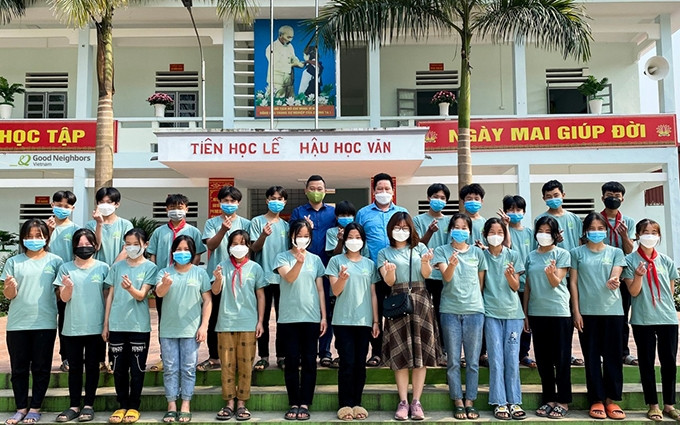 GNI difunde el mensaje "Deja que los niños sean niños" (Foto: thoidai.com.vn)