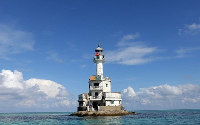 Un faro en la isla de Da Tay B, en el archipiélago vietnamita de Truong Sa. (Fotografía: VNA)
