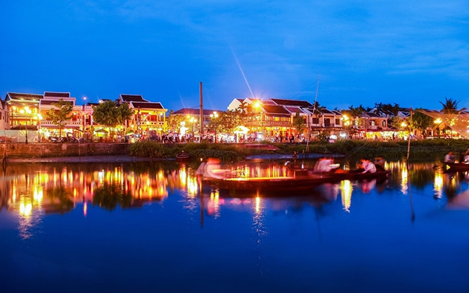 Hoi An por la noche. (Fotografía: VNA)