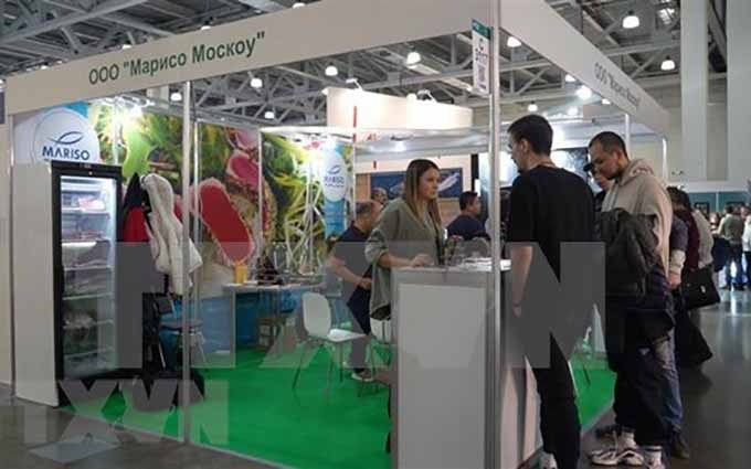 El stand de la empresa Mariso Moscow que importa el producto de atún vietnamita (Fuente: VNA)