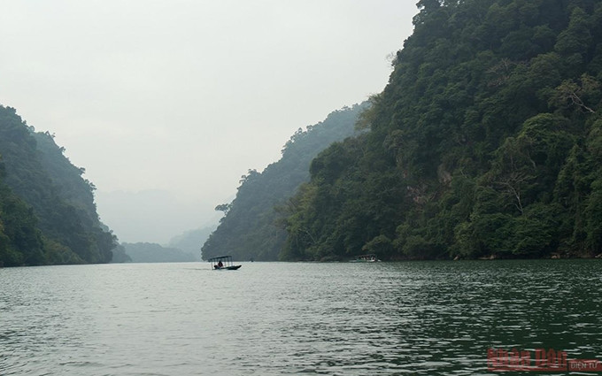 El lago Ba Be. 