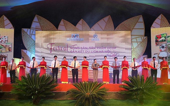 En la ceremonia de inauguración. (Fotografía: VNA) 
