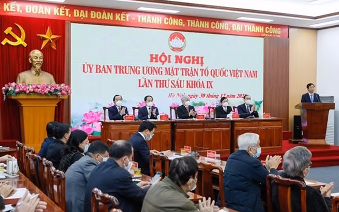 En la reunión. (Fotografía: qdnd.vn)