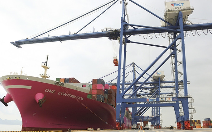 El puerto TC-HICT recibe al barco superpesado ONE CONTRIBUTION.
