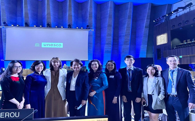 Delegación vietnamita al evento. (Fotografía: Nhan Dan)
