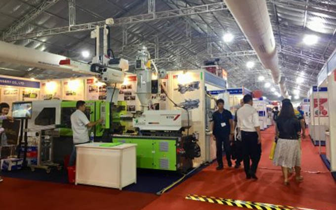 Inauguran Exposición internacional de industrias del plástico y del caucho en Vietnam (Fotografía: tapchicaosu.vn)