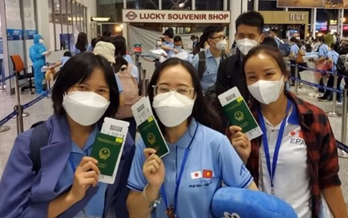 Vietnam aspira a enviar a 90 mil trabajadores al extranjero en 2022.