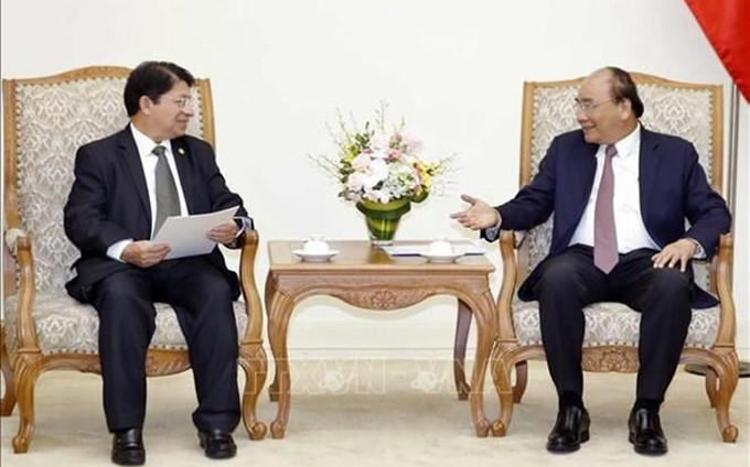 El primer ministro Nguyen Xuan Phuc recibe al ministro de Relaciones Exteriores nicaragüense, Denis Ronaldo Moncada Colindres. (Fotografía: VNA)
