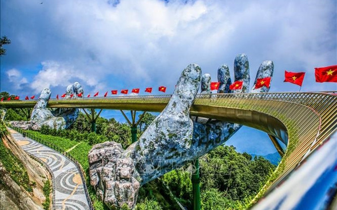 El Puente Dorado en la ciudad de Da Nang. (Fotografía: VNA)
