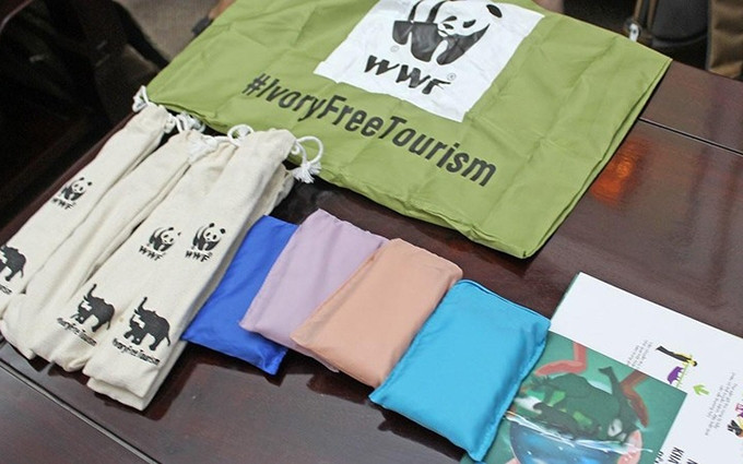 Productos mediáticos de WWF-Vietnam para programas relacionados con la prevención del comercio ilegal de vida silvestre.
