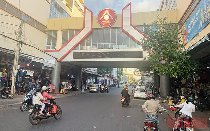 Buon Ma Thuot relaja medidas contra Covid-19.