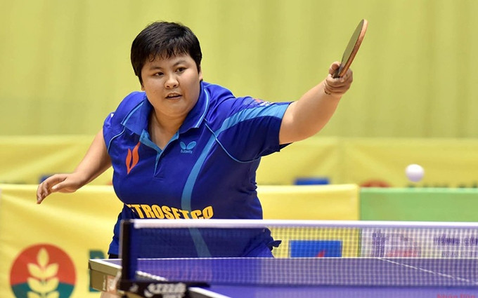 Siguiendo dominando la categoría femenina individual, Mai Hoang My Trang, de Ciudad Ho Chi Minh, ganó su décimo campeonato del Torneo Nacional de Tenis de Mesa del periódico Nhan Dan. 