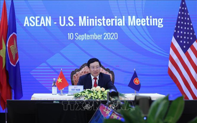 Pham Binh Minh en la reunión de los cancilleres del bloque regional y Estados Unidos. (Fotografía: VNA)
