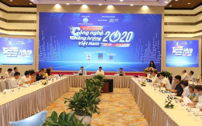 Escenario del foro. (Fotografía: petrotime.vn)