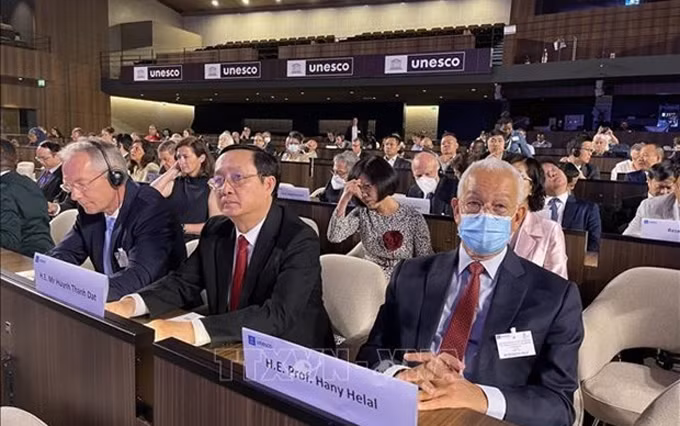 El ministro de Ciencia y Tecnología de Vietnam, Huynh Thanh Dat, en la ceremonia inaugural del Año internacional de las Ciencias Básicas para el Desarrollo Sostenible, organizada en Francia por la Unesco. (Fotografía: VNA)