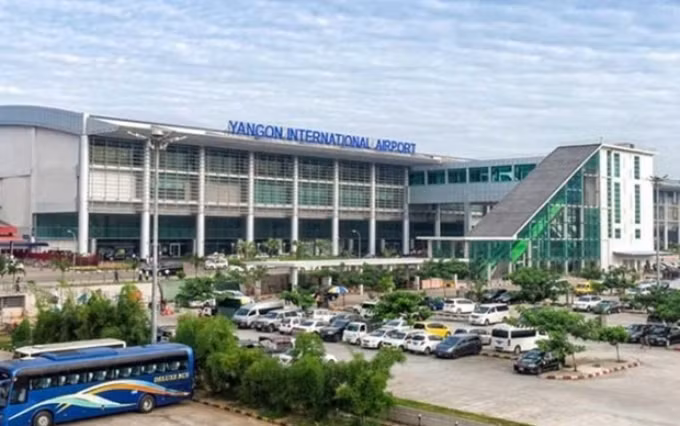En el aeropuerto de Rangún (Fuente:en.wikipedia.org)